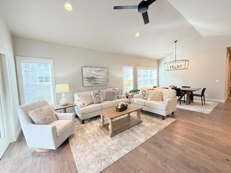 Image of Unit 1 Deer Hollow Court