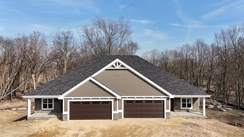 Image of Unit 12 Deer Hollow Court